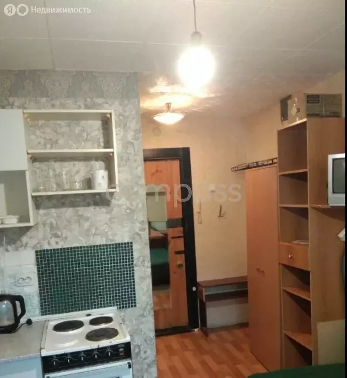 Квартира-студия: Тюмень, улица Парфёнова, 20 (15 м) - Фото 1