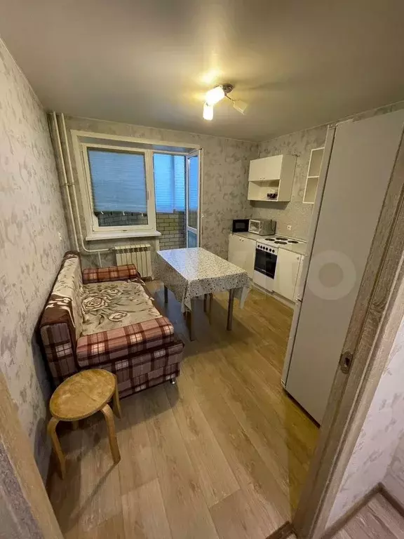 1-к. квартира, 42 м, 7/10 эт. - Фото 1