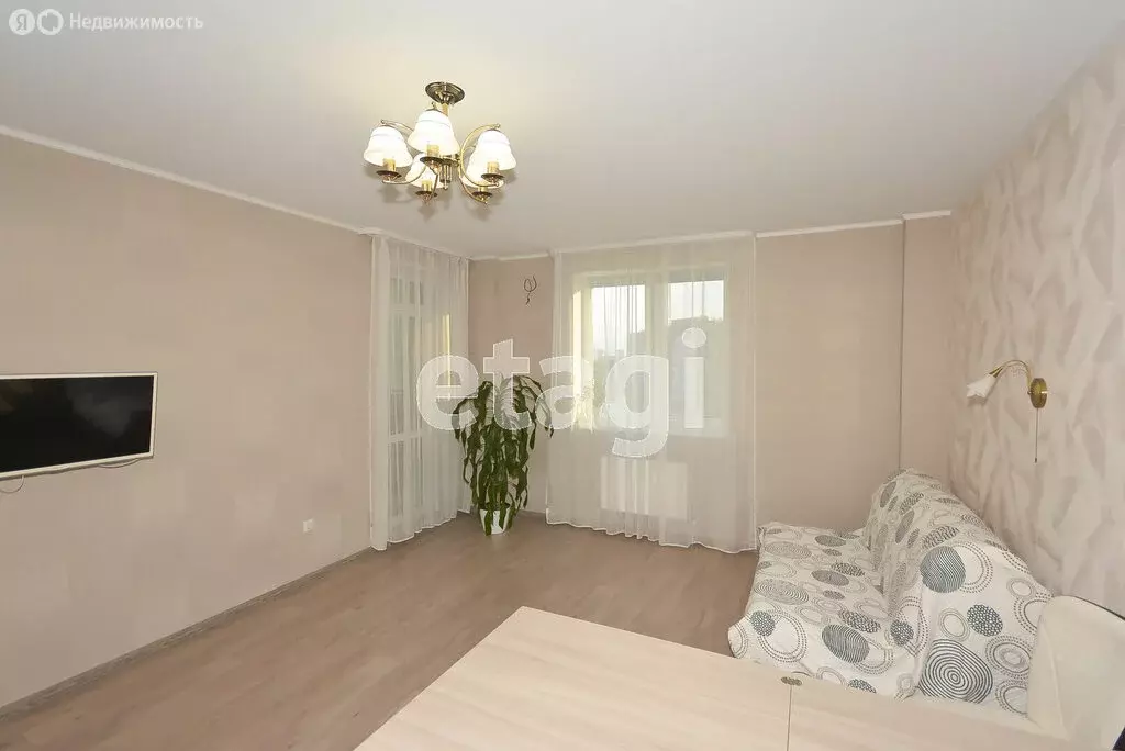Квартира-студия: Тюмень, Таврическая улица, 9к3 (35 м) - Фото 1