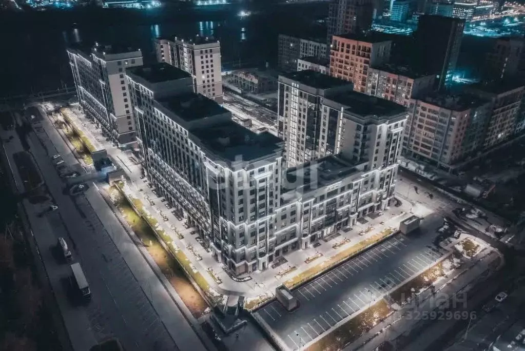 Помещение свободного назначения в Тюменская область, Тюмень ул. ... - Фото 1