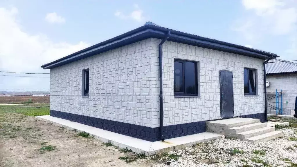 Дом в Краснодарский край, Новороссийск городской округ, Семигорский ... - Фото 2