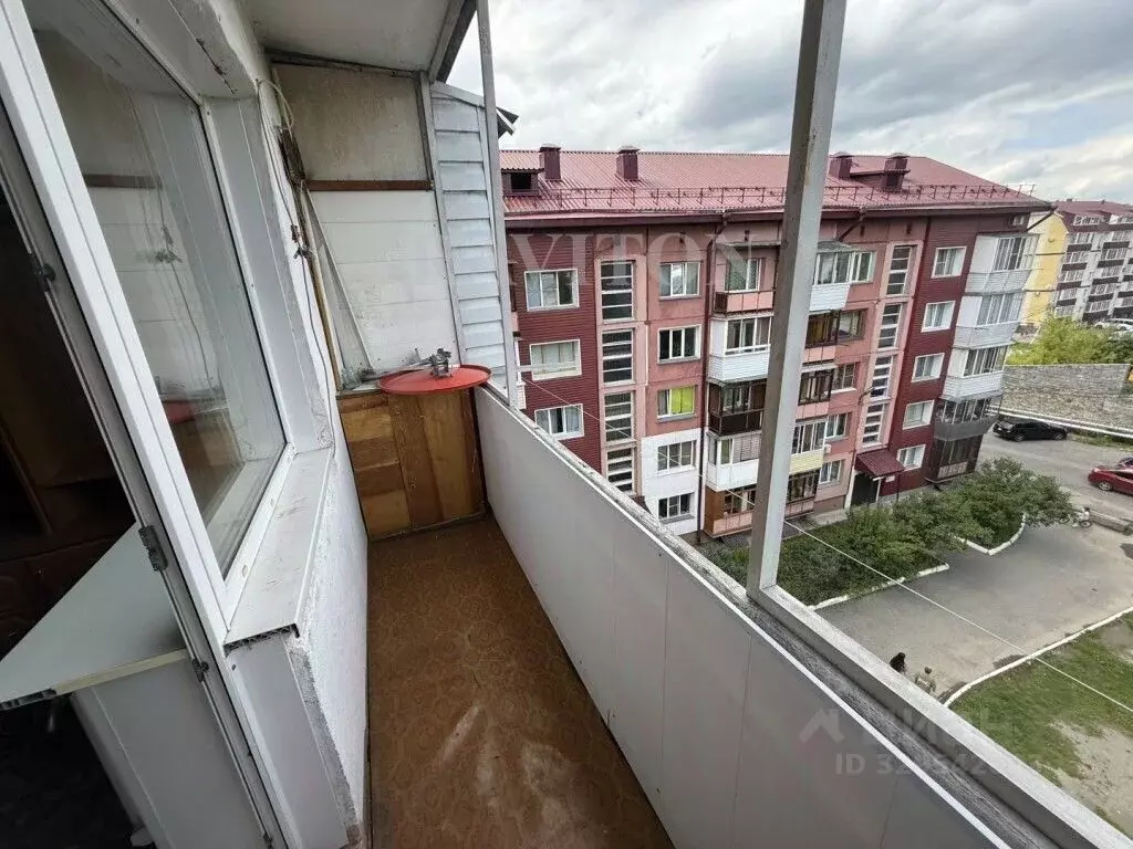 2-к кв. Алтай, Горно-Алтайск Гранитный пер., 7 (48.8 м) - Фото 1