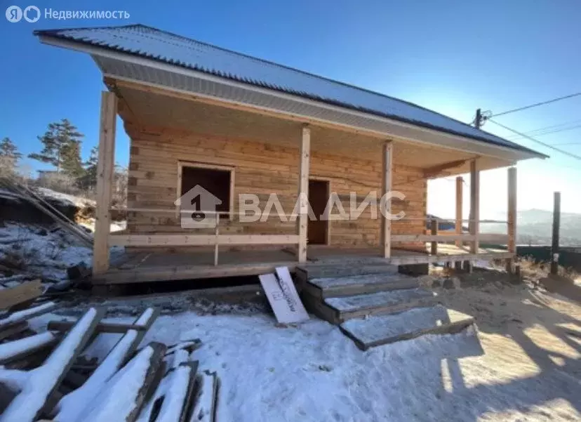 Дом в село Нижний Саянтуй, ДНТ Багульник, 3-й квартал, 272 (180.8 м) - Фото 0