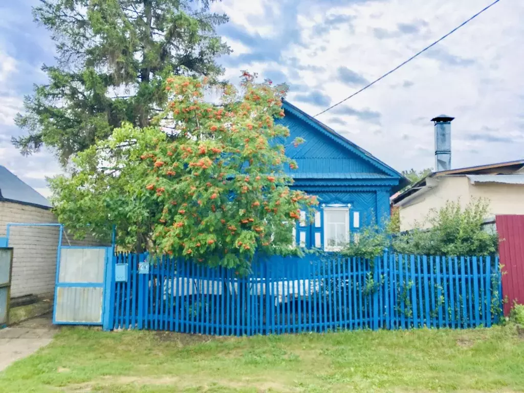 Дом в Самарская область, Кинель городской округ, Алексеевка пгт ул. ... - Фото 1