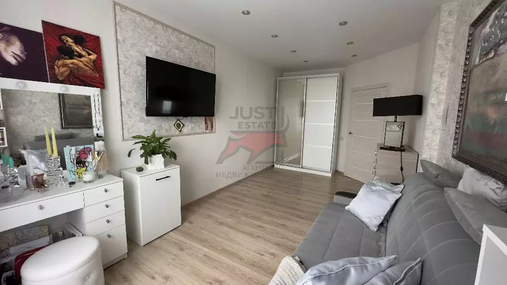 Продается 2-комнатная квартира - Фото 2