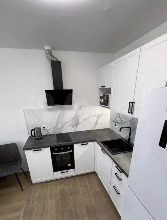 1-к. квартира, 36,7 м, 4/5 эт. - Фото 0