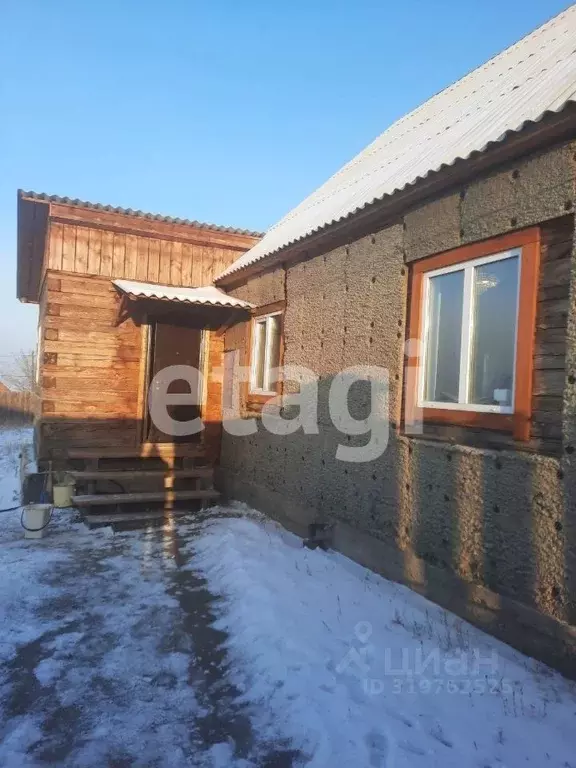 Дом в Бурятия, Иволгинский район, Иволгинское с/пос, с. Иволгинск ул. ... - Фото 1