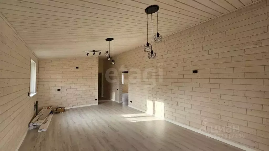 Дом в Ленинградская область, Гатчинский муниципальный округ, д. Жабино ... - Фото 1