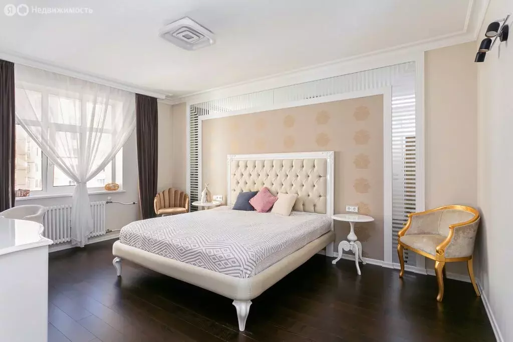 2-комнатная квартира: Санкт-Петербург, 18-я линия Васильевского ... - Фото 1