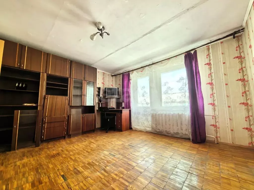 3-к кв. Вологодская область, Сокол Производственная ул., 14 (67.0 м) - Фото 1