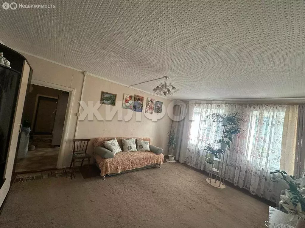 3-комнатная квартира: Новосибирская область, рабочий посёлок Колывань, ... - Фото 2