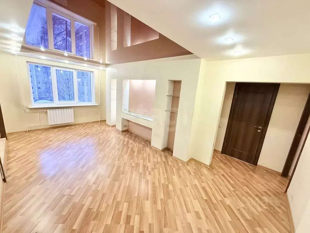 3-к кв. Удмуртия, Ижевск ул. Холмогорова, 27 (66.9 м) - Фото 1