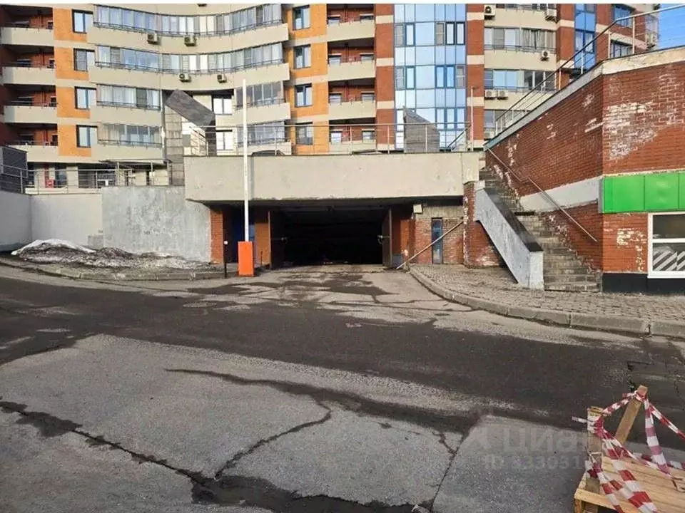 Гараж в Москва ул. Архитектора Власова, 8 (15 м) - Фото 1