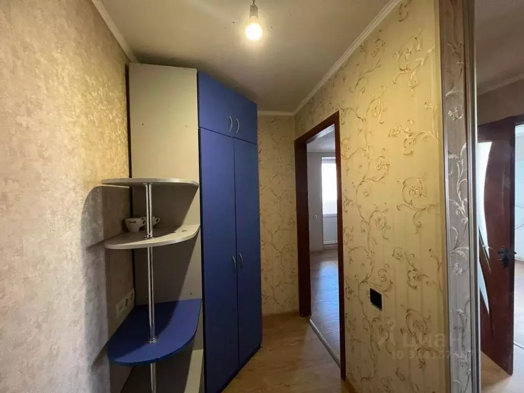 1-к кв. Крым, Сакский район, с. Уютное ул. Кирова, 10 (36.3 м) - Фото 1