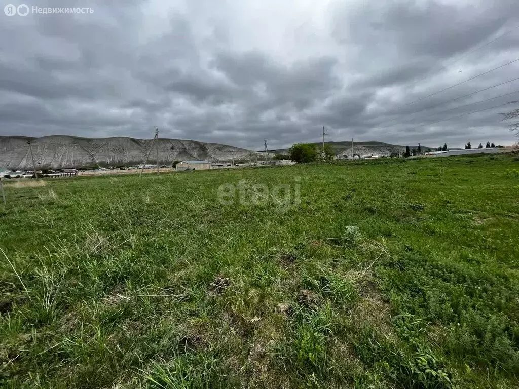 Участок в Эльбурган, улица Ленина (10 м) - Фото 1