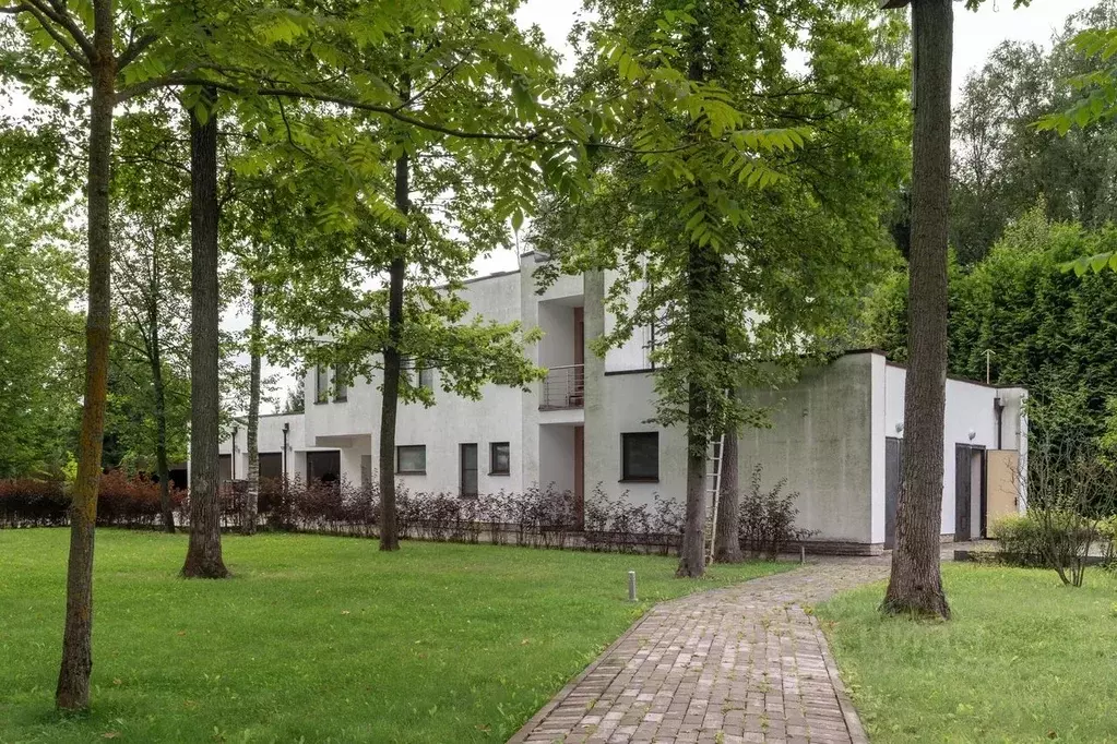 Дом в Москва д. Зименки, Антоновка кп,  (1500 м) - Фото 2