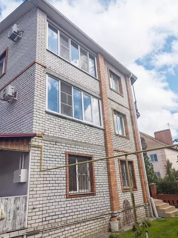 Дом 318,5 м на участке 8 сот. - Фото 1