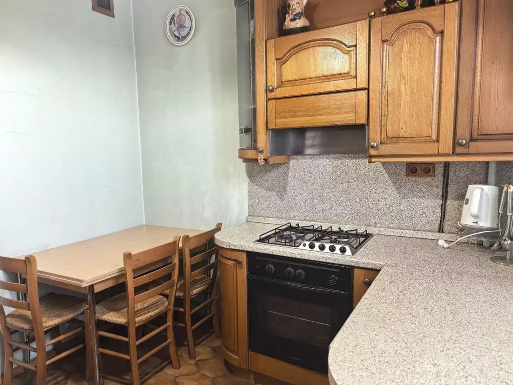 3-к кв. Москва ул. Строителей, 11К2 (80.7 м) - Фото 1
