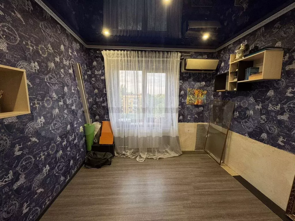 5-к. квартира, 37 м, 5/5 эт. - Фото 0