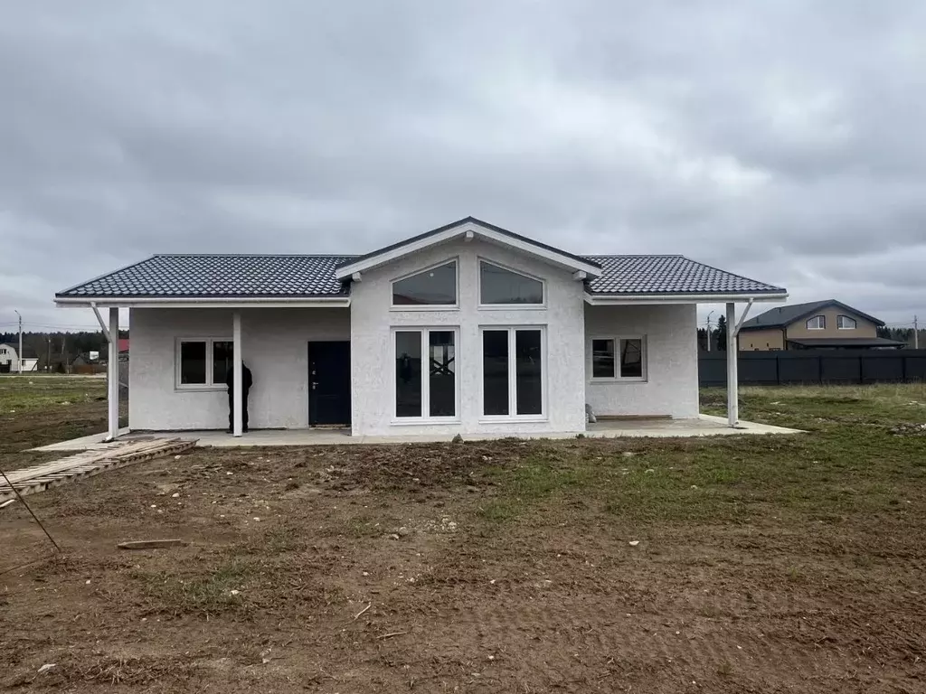 Дом в Ленинградская область, Гатчинский район, д. Истинка  (120 м) - Фото 0