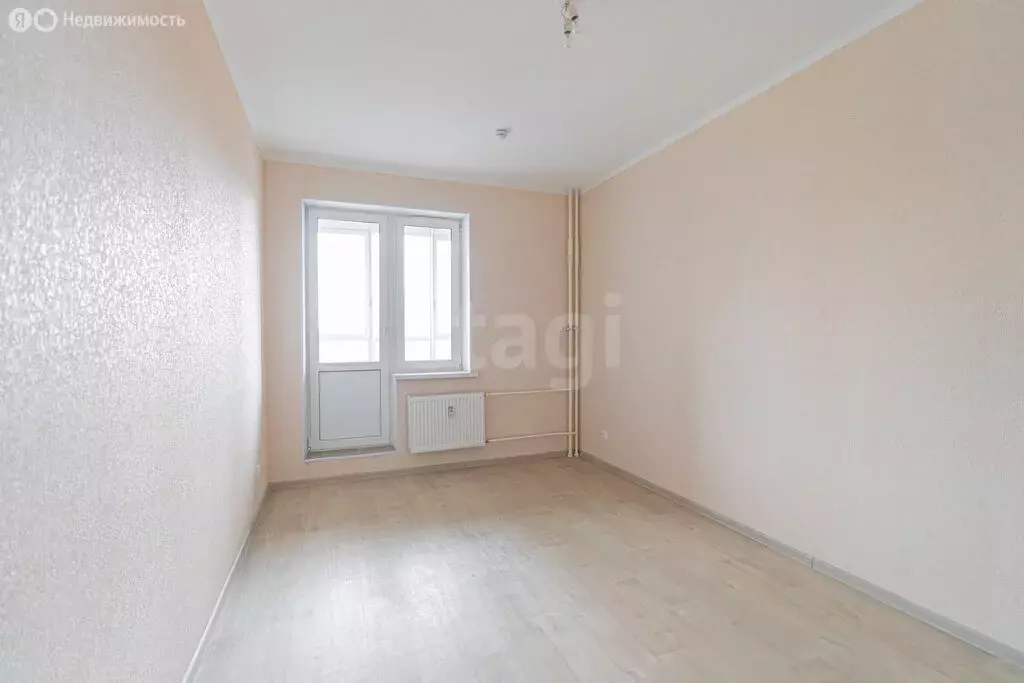 3-комнатная квартира: Санкт-Петербург, Глухарская улица, 20 (77.9 м) - Фото 0