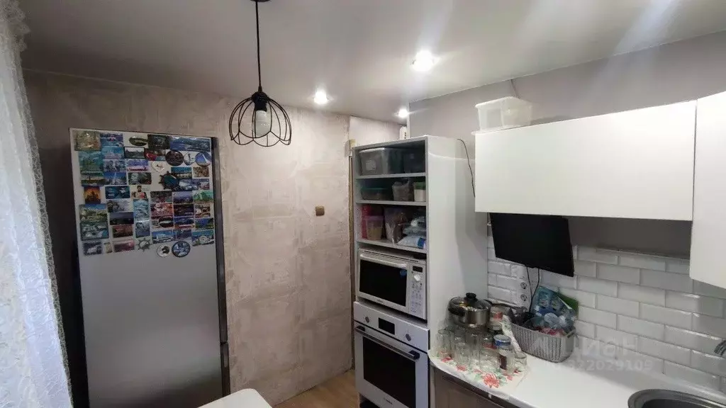 2-к кв. Свердловская область, Екатеринбург ул. Билимбаевская, 18 (44.6 ... - Фото 2