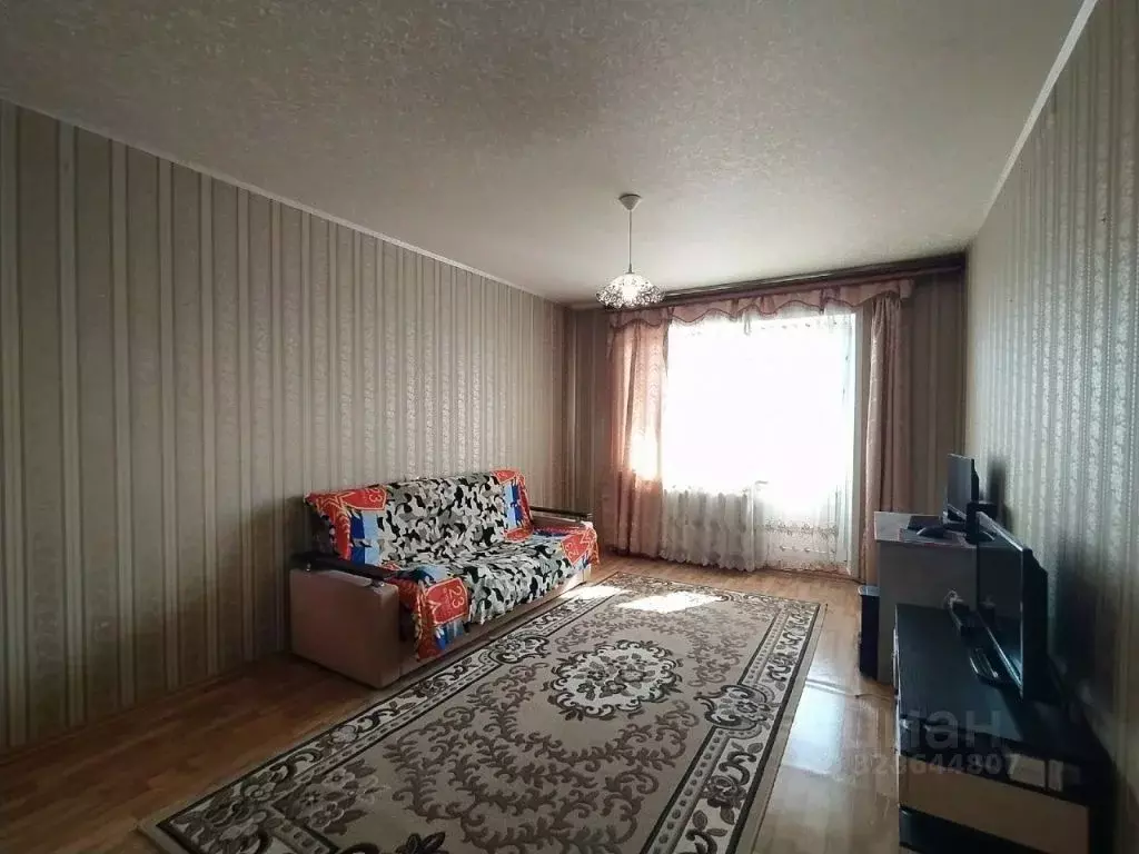1-к кв. Брянская область, Брянск ул. Молодой Гвардии, 60А (37.4 м) - Фото 1
