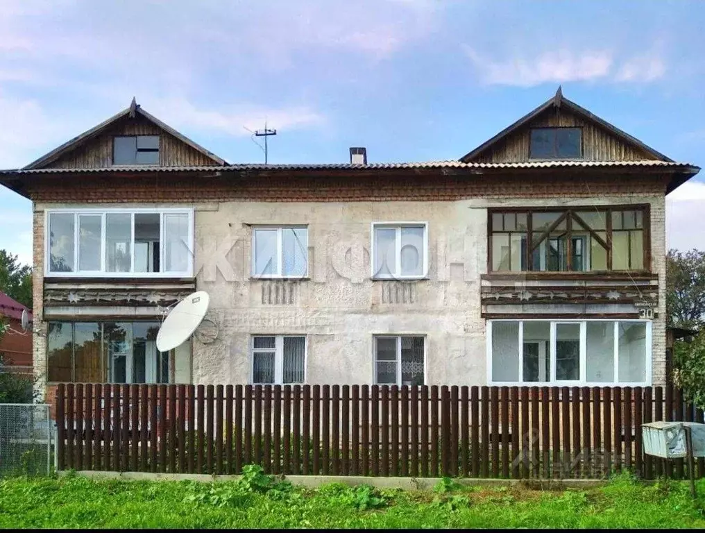 3-к кв. Новосибирская область, Ордынское рп ул. Партизанская, 30 (66.9 ... - Фото 0