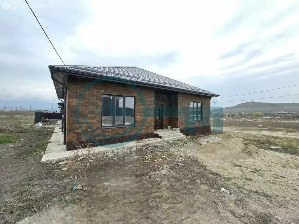 Дом в Ессентукская, Виноградная улица, 42 (130 м) - Фото 1