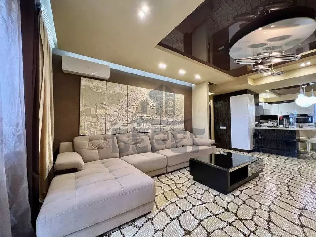 3-к кв. Башкортостан, Уфа ул. Кирова, 89 (90.0 м) - Фото 0