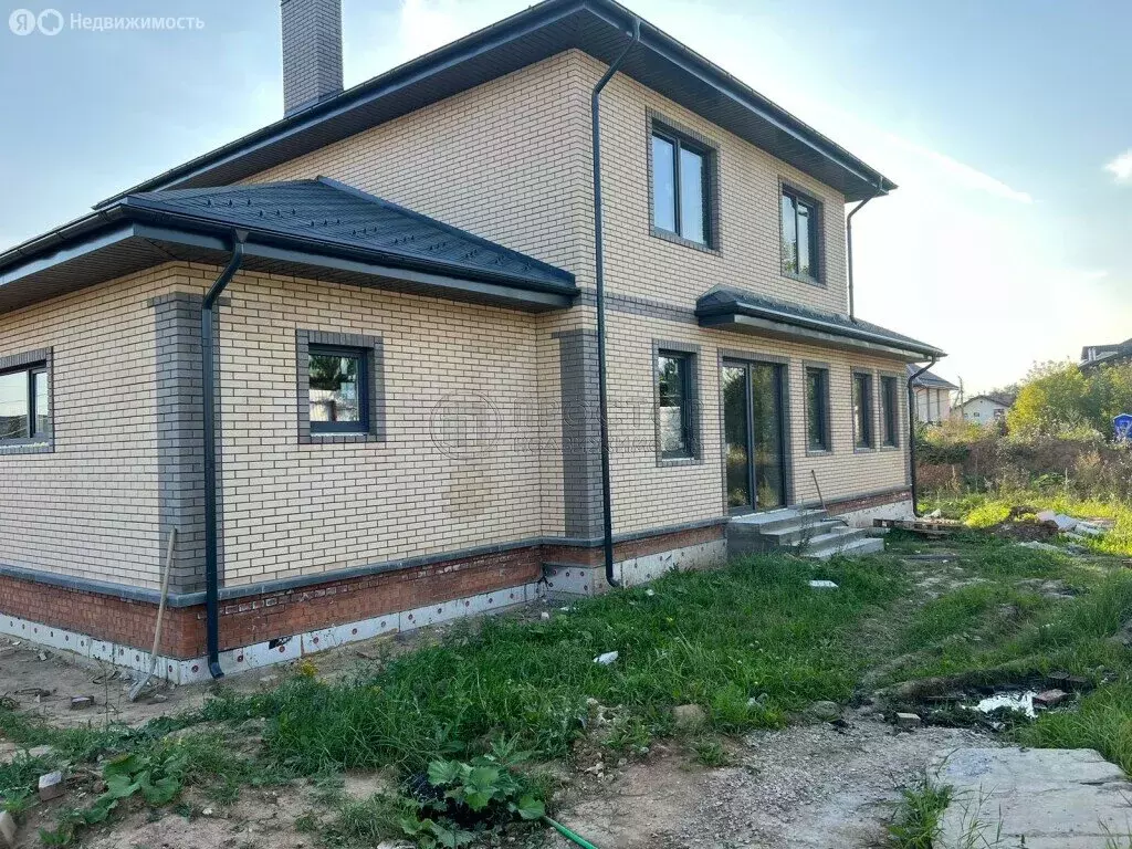 Дом в Ларёво, Зимёнковская улица, 47А (210 м) - Фото 0