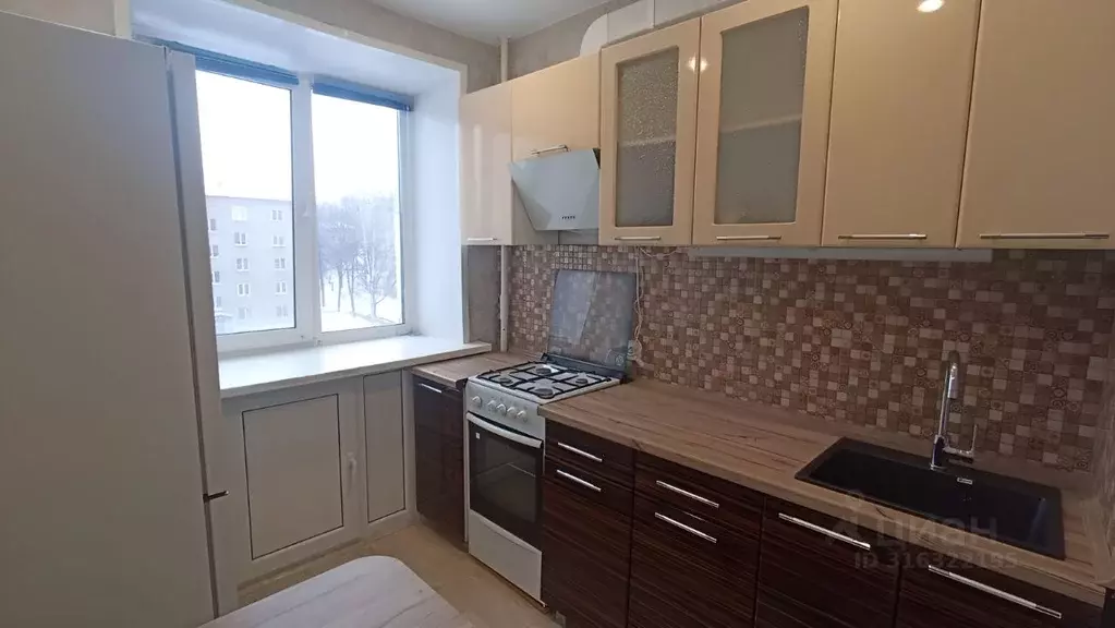 1-к кв. Удмуртия, Ижевск ул. Максима Горького, 164 (32.0 м) - Фото 0