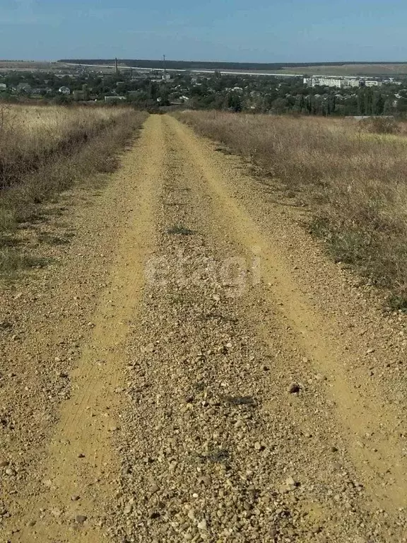 Участок в Крым, Белогорский район, Зуя пгт ул. Зуйских партизан (10.3 . - Фото 1