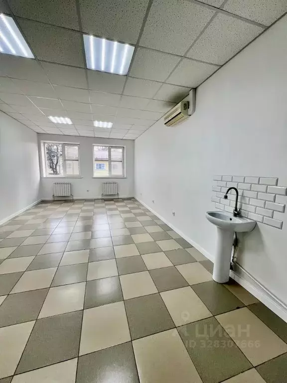 Офис в Ростовская область, Ростов-на-Дону Казахская ул., 38/1 (28 м) - Фото 1