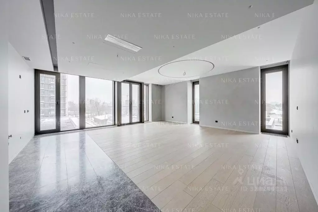 3-к кв. Москва ул. Братьев Фонченко, 1к1 (132.0 м) - Фото 1