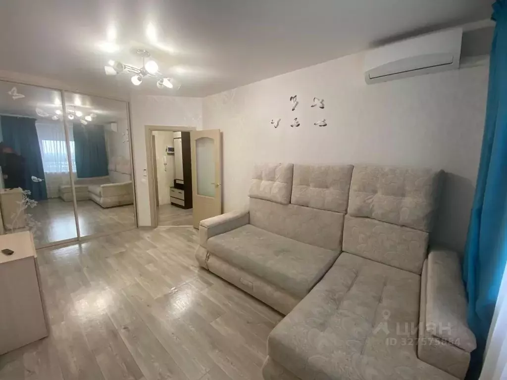 1-к кв. Татарстан, Казань ул. Рауиса Гареева, 102к2 (40.0 м) - Фото 2