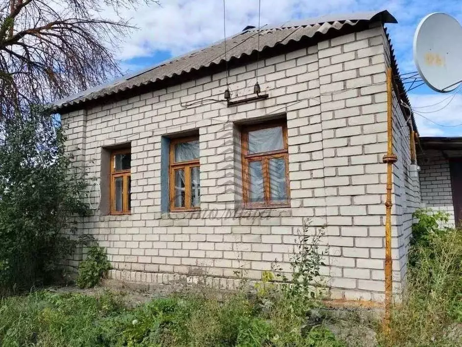 Дом в Белгородская область, Старооскольский городской округ, с. ... - Фото 1