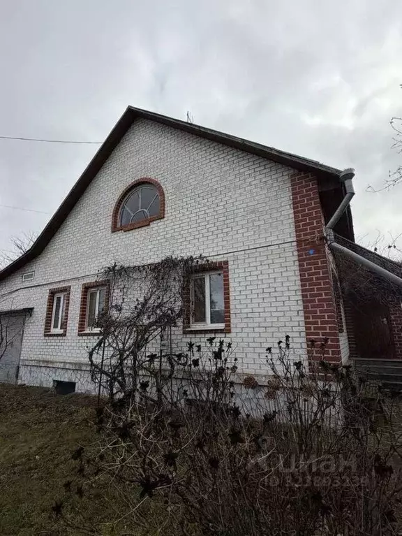 Дом в Белгородская область, Старый Оскол Летная ул. (203 м) - Фото 1