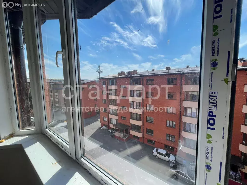 2-комнатная квартира: Ессентукская, Высокая улица, 15/1 (82 м) - Фото 0