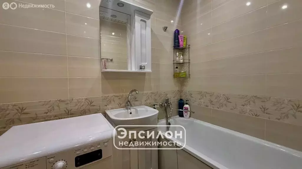 1-комнатная квартира: Курск, проспект Вячеслава Клыкова, 64 (38.56 м) - Фото 2