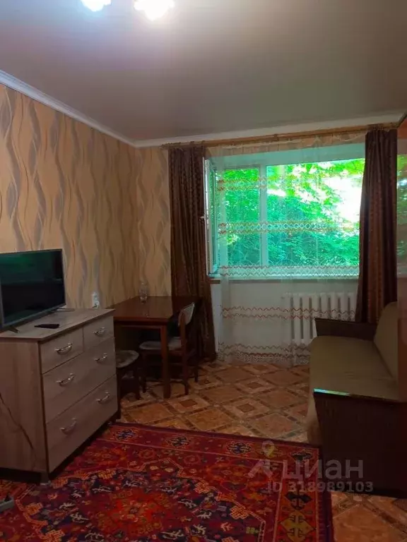 1-к кв. Крым, Симферополь ул. Имени Мате Залки, 1 (30.0 м) - Фото 0