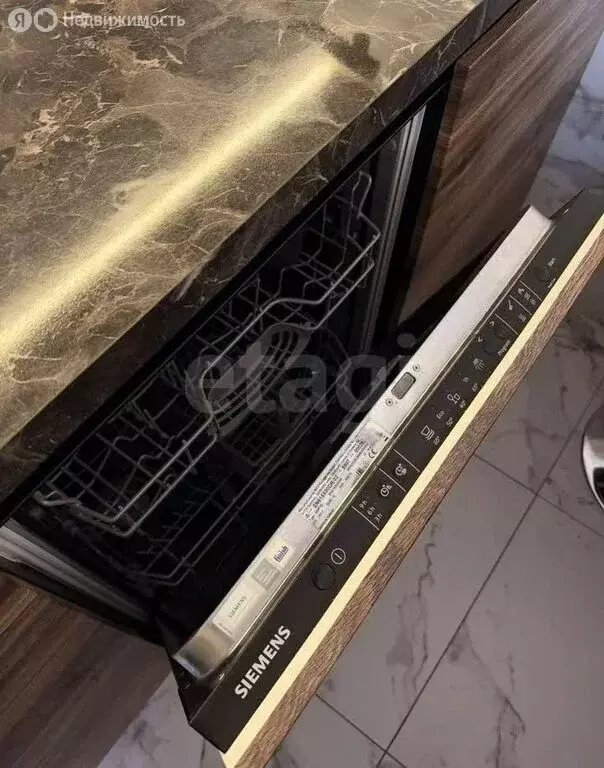 3-комнатная квартира: Тюмень, улица Газовиков, 79 (83.4 м) - Фото 2