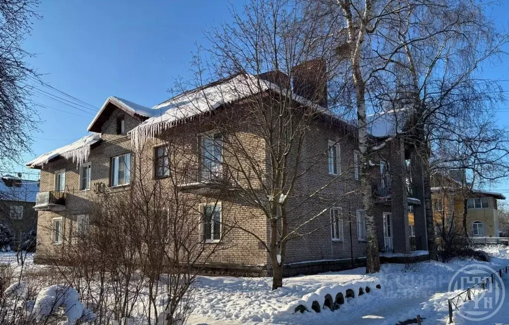 3-к кв. Ленинградская область, Кировск Краснофлотская ул., 5 (63.9 м) - Фото 1