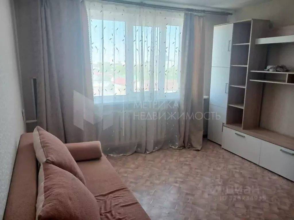 1-к кв. Тюменская область, Тюмень ул. 30 лет Победы, 115А (30.4 м) - Фото 0