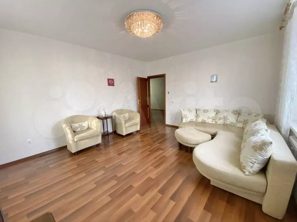2-к. квартира, 70 м, 10/18 эт. - Фото 1