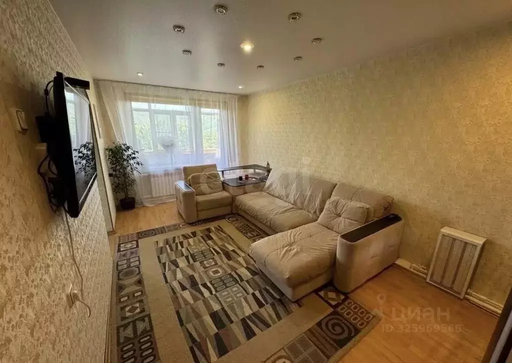 2-к кв. Камчатский край, Петропавловск-Камчатский ул. Кирдищева, 13 ... - Фото 1