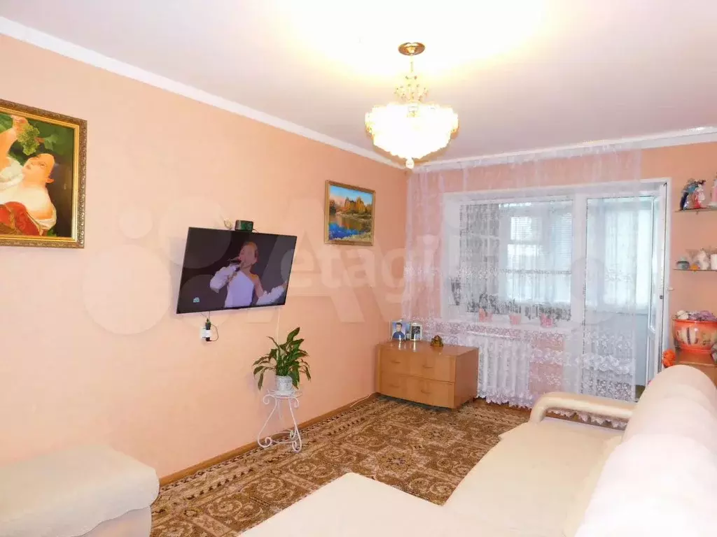 2-к. квартира, 45 м, 5/5 эт. - Фото 1