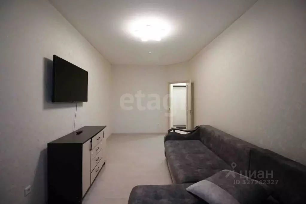 1-к кв. Ямало-Ненецкий АО, Новый Уренгой Строителей мкр, 5/1 (38.3 м) - Фото 1