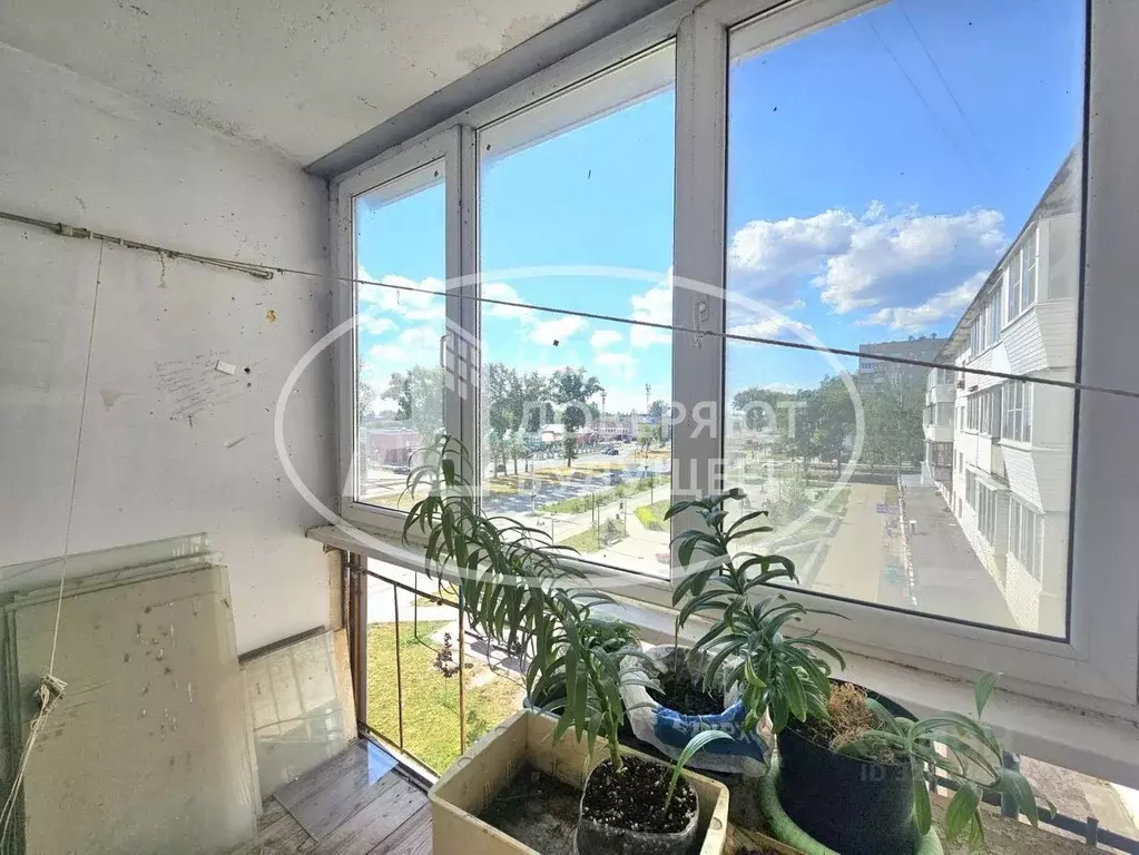 4-к кв. Пермский край, Чайковский Вокзальная ул., 27 (62.7 м) - Фото 0