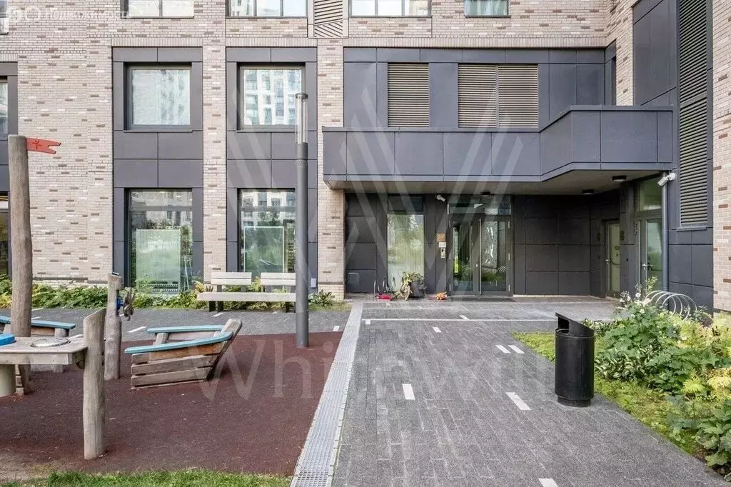 Торговая площадь (933 м) - Фото 1